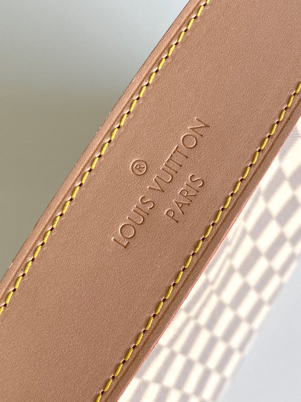LOV2 Bags - Luxurious Bags  836