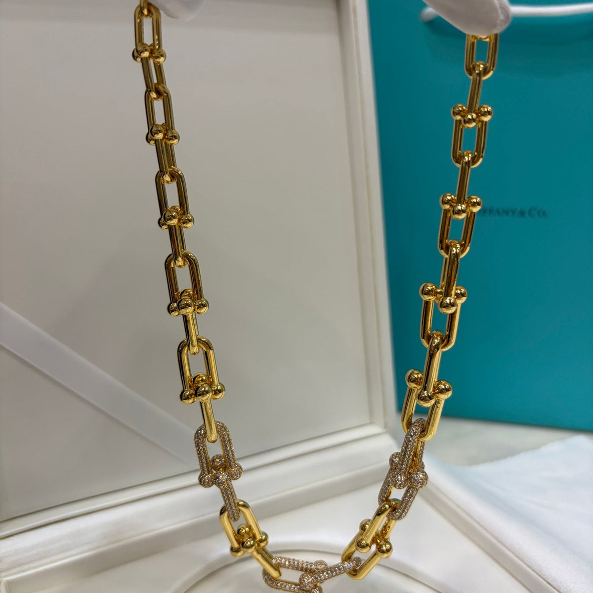 TIFF NECKLACE