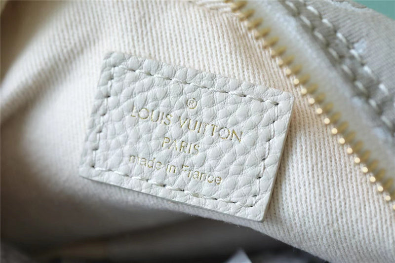 I W Fashion Lu-Vi bags - 9895