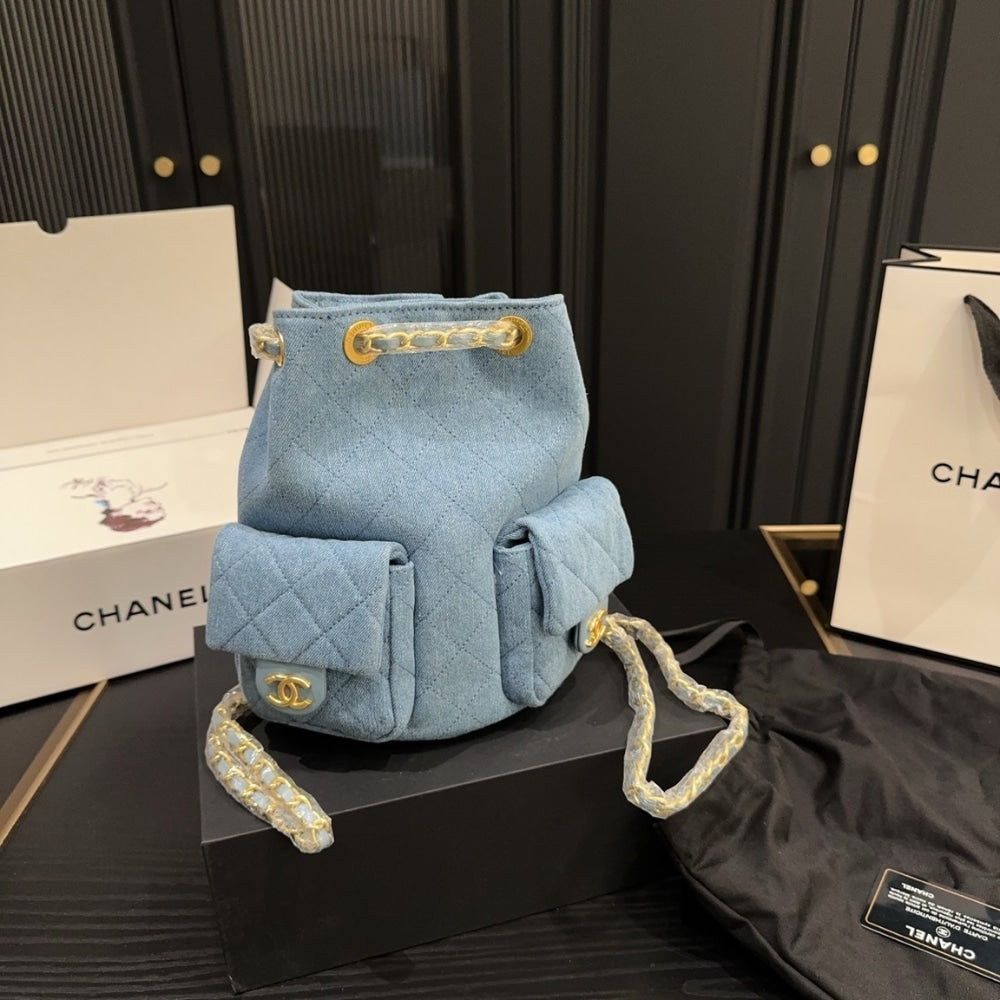 CC 25C GOLD TONE METAL DENIM BACKPACK BLUE 24CM