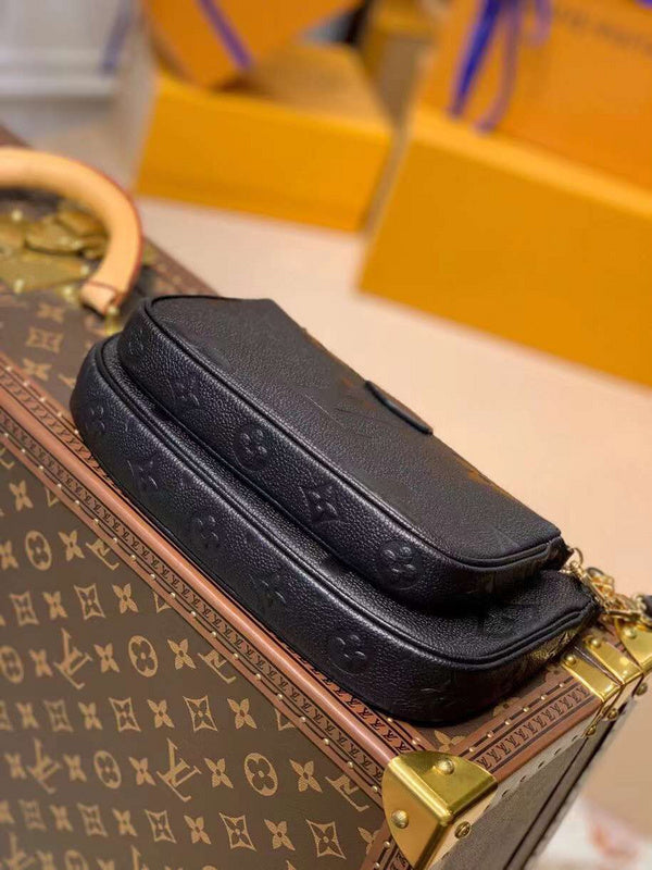 I W Fashion Lu-Vi bags - 17455