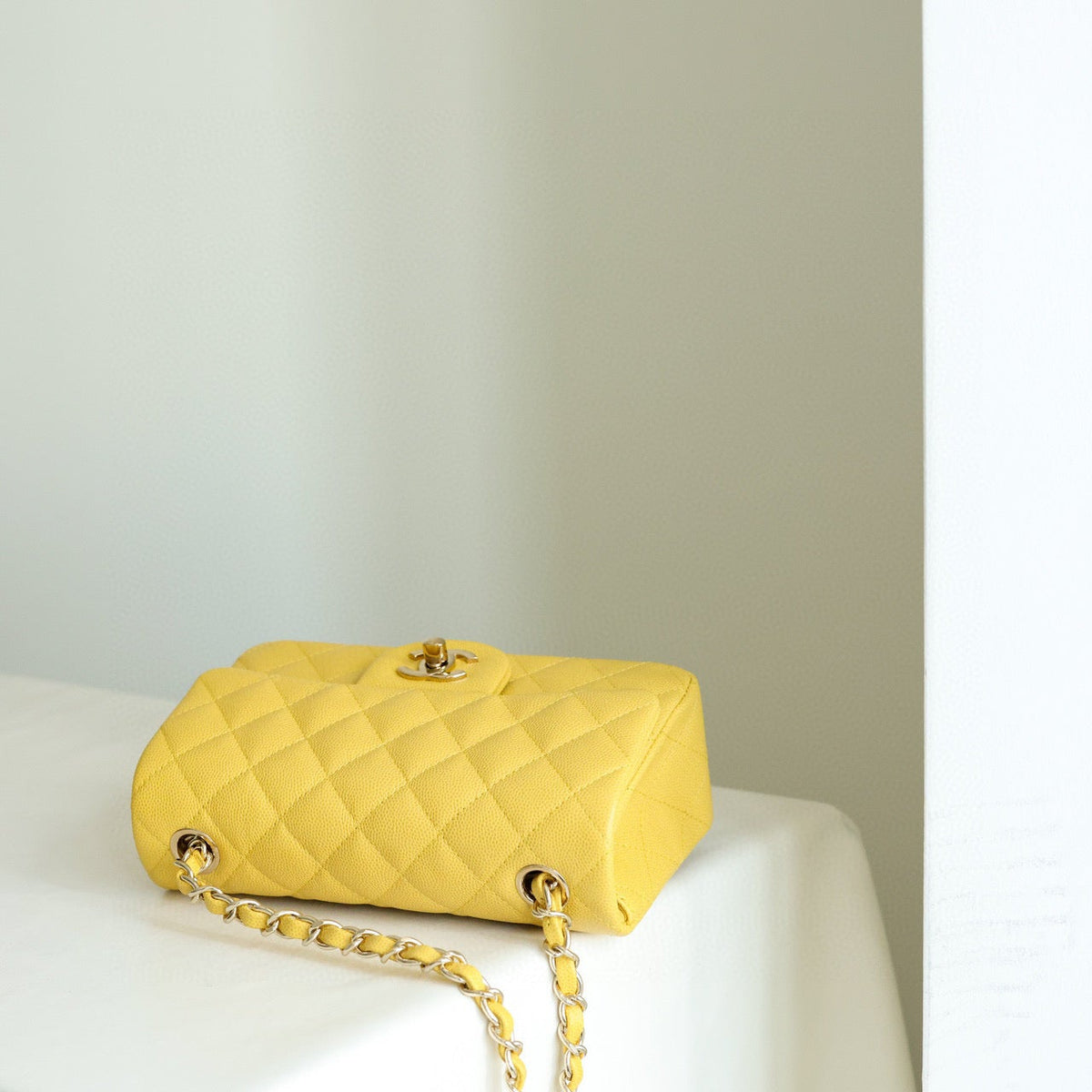 CC CLASSIC FLAP MINI BAG