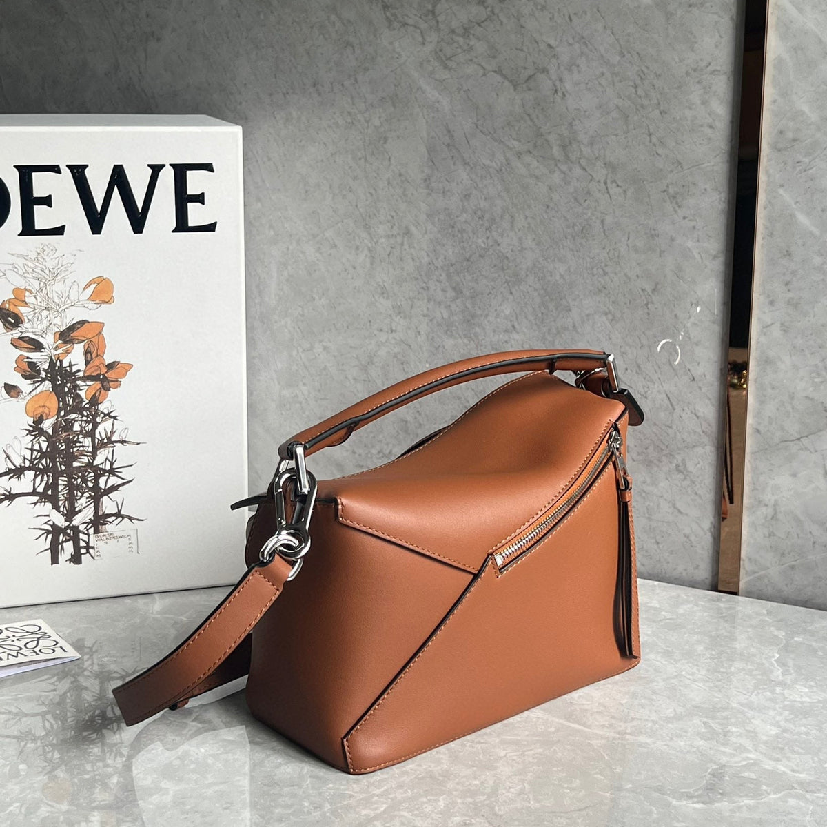 LOEW SMALL PUZZLE EDGE BAG