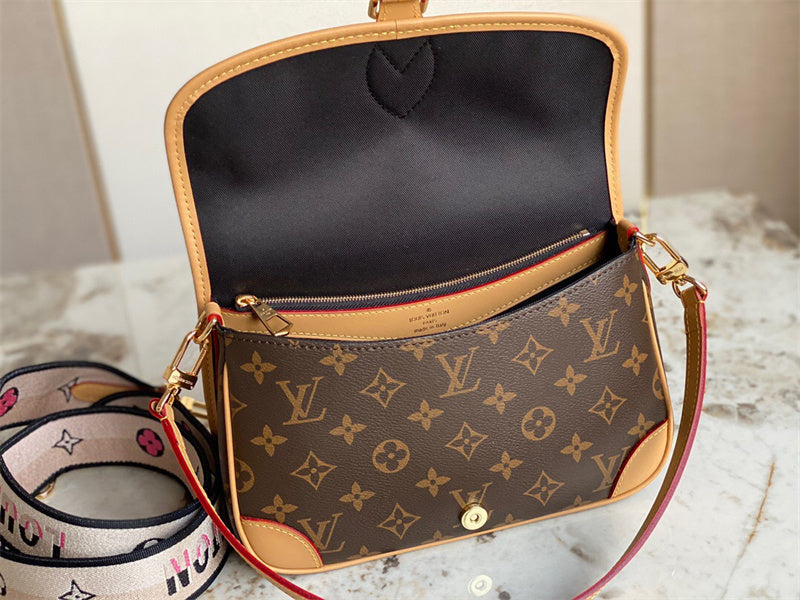 PHA - LOV Bags - 295