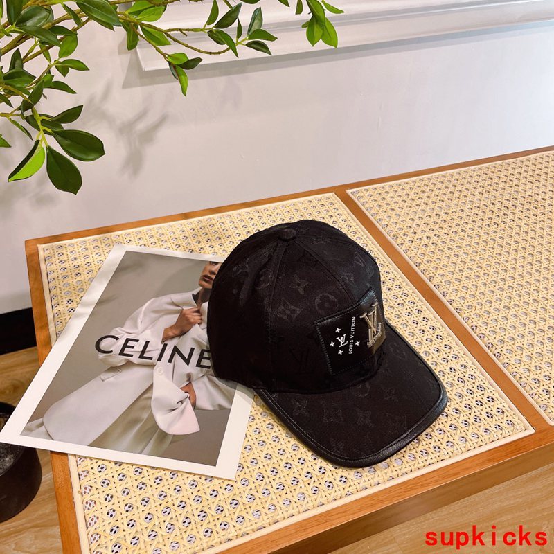 Louis Vuitton Luxury Cap