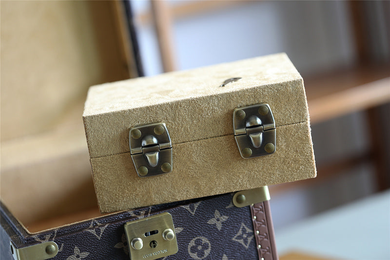 I W Fashion Lu-Vi bags - 9512