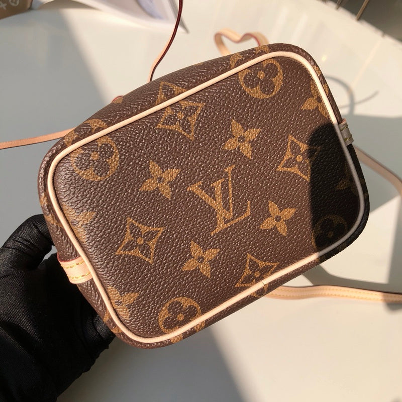 LOV2 Bags - Luxurious Bags  2681