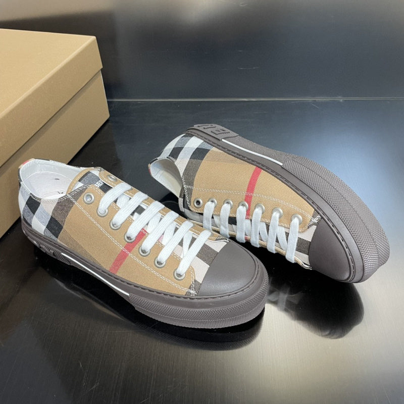 Burberry Luxury Shoes