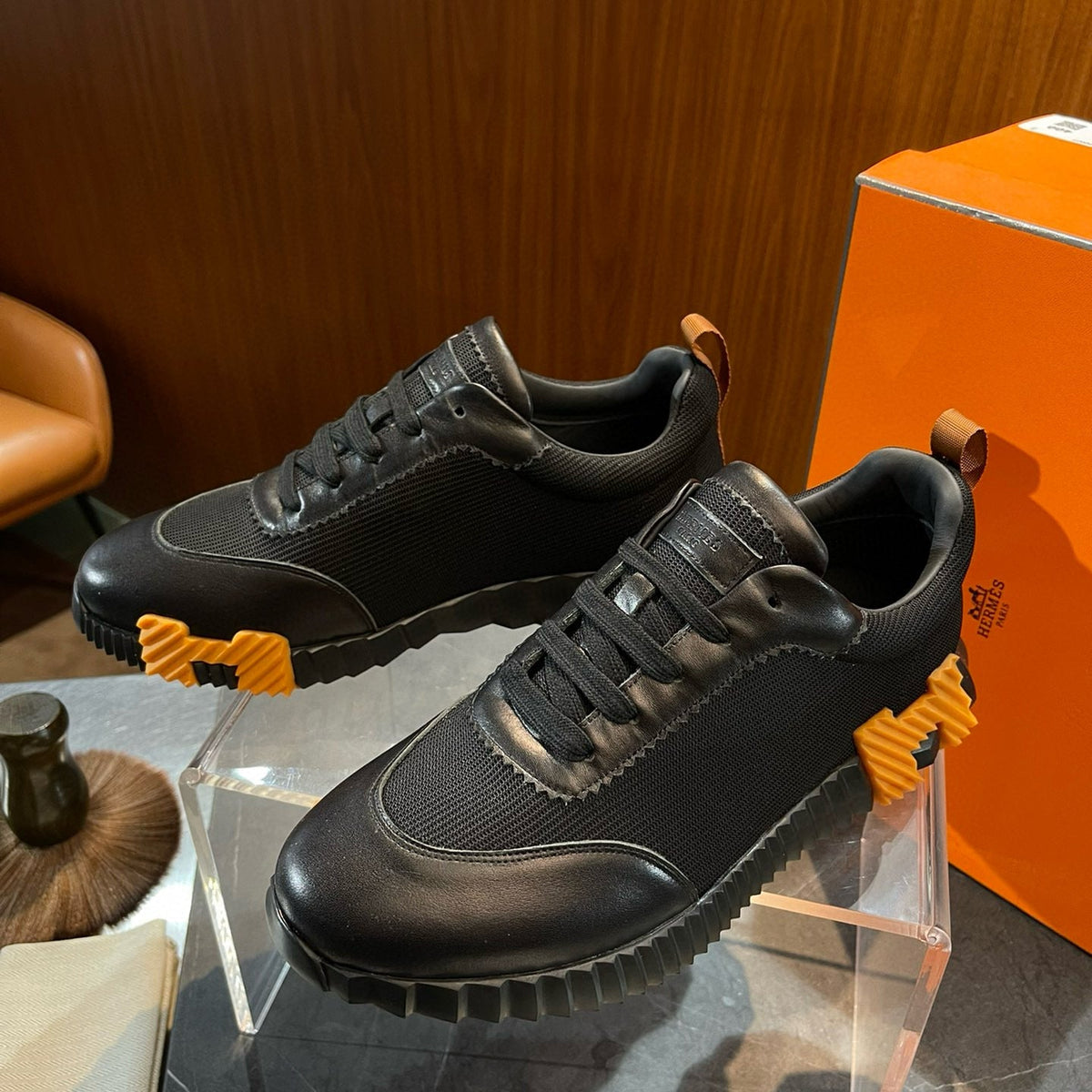 HERM BOUNCING SNEAKERS