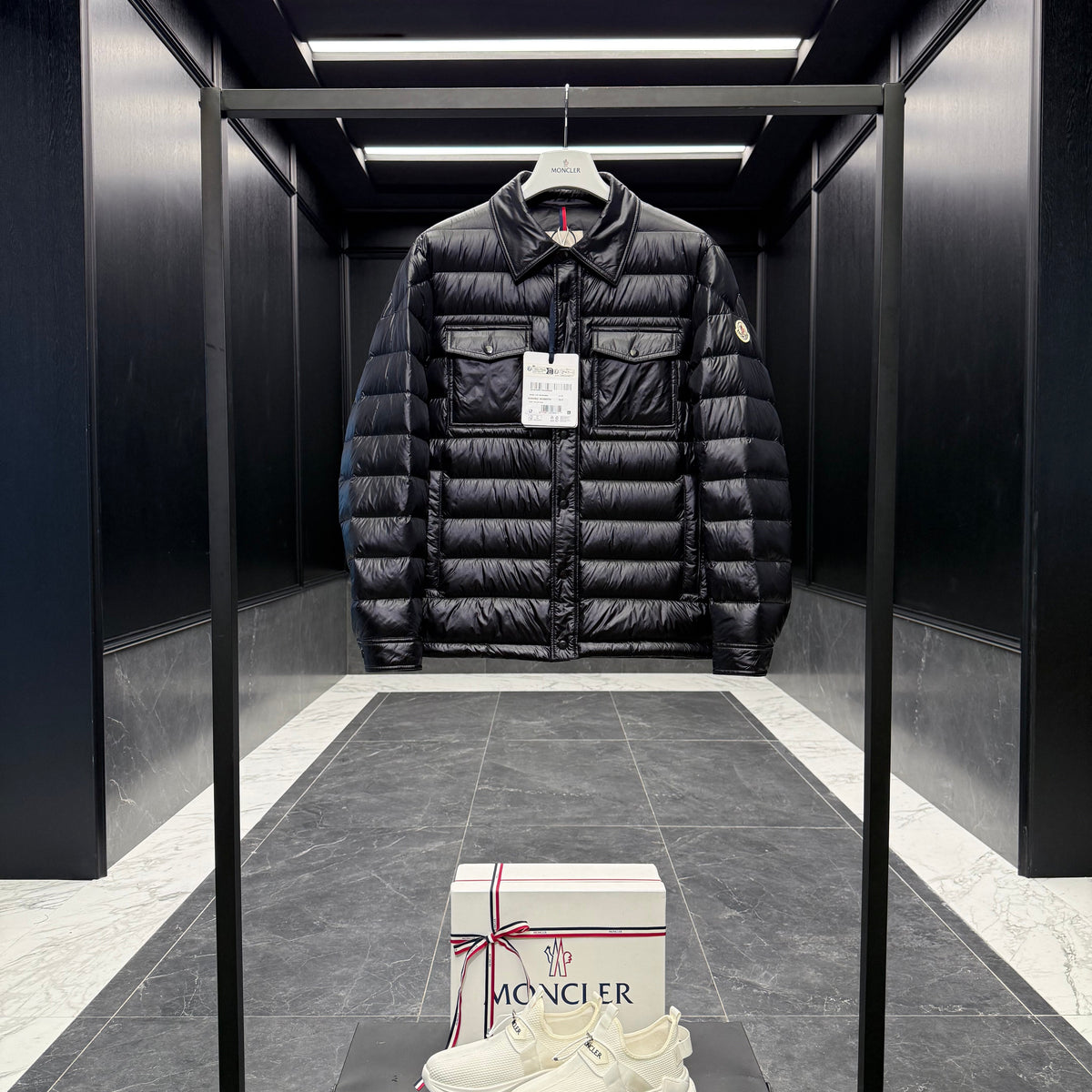 MONC CHAMBLY JACKET