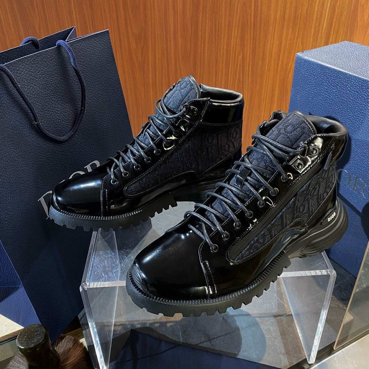 CD COMBAT BOOTS