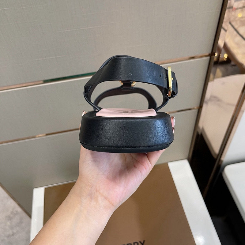 Burberry Luxury Shoes