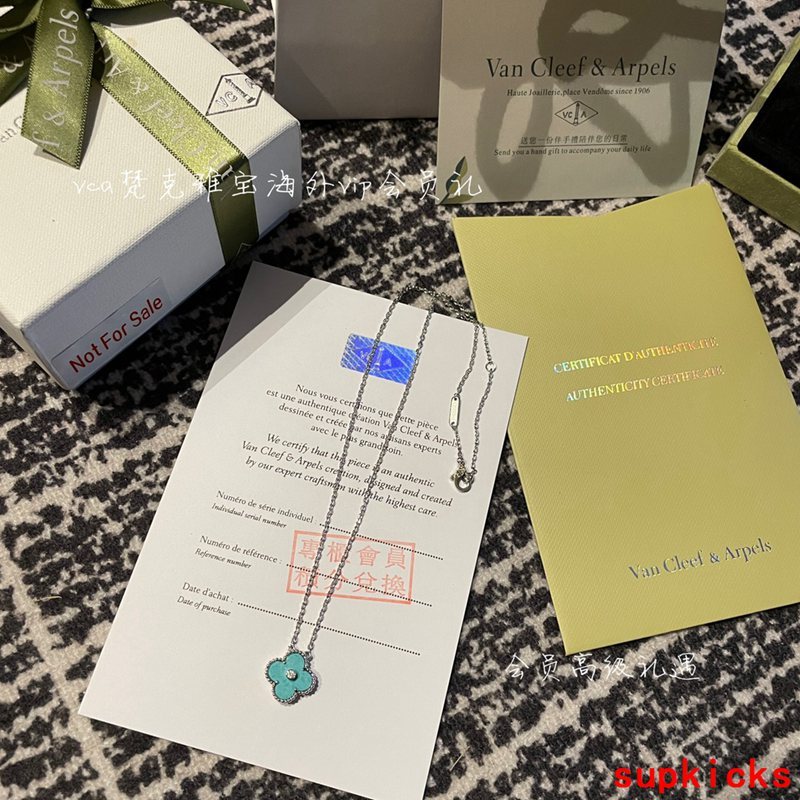 Van Cleef & Arples Jewelry