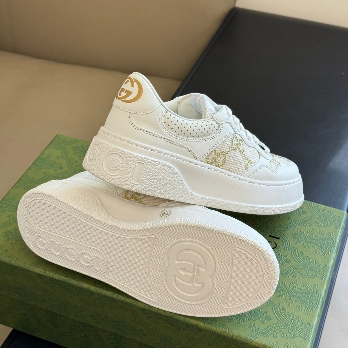 GG EMBOSSED SNEAKER