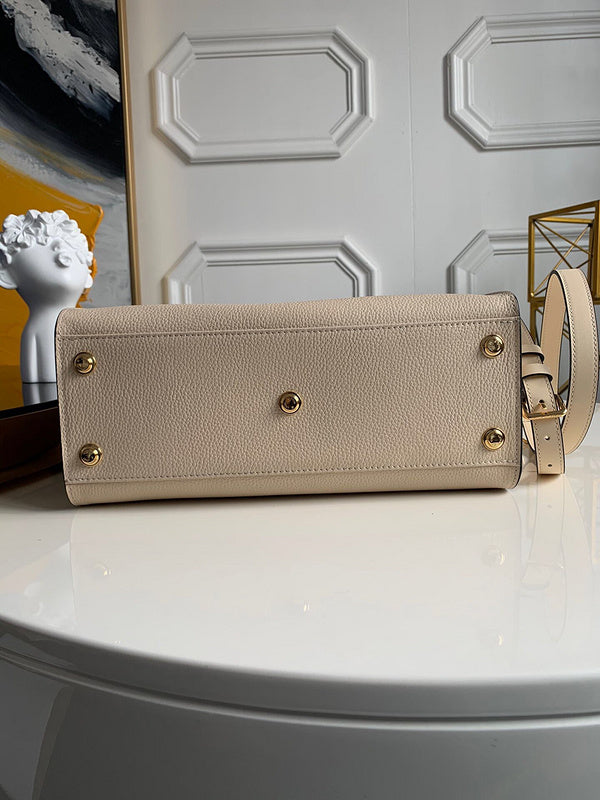 I W Fashion Lu-Vi bags - 17660