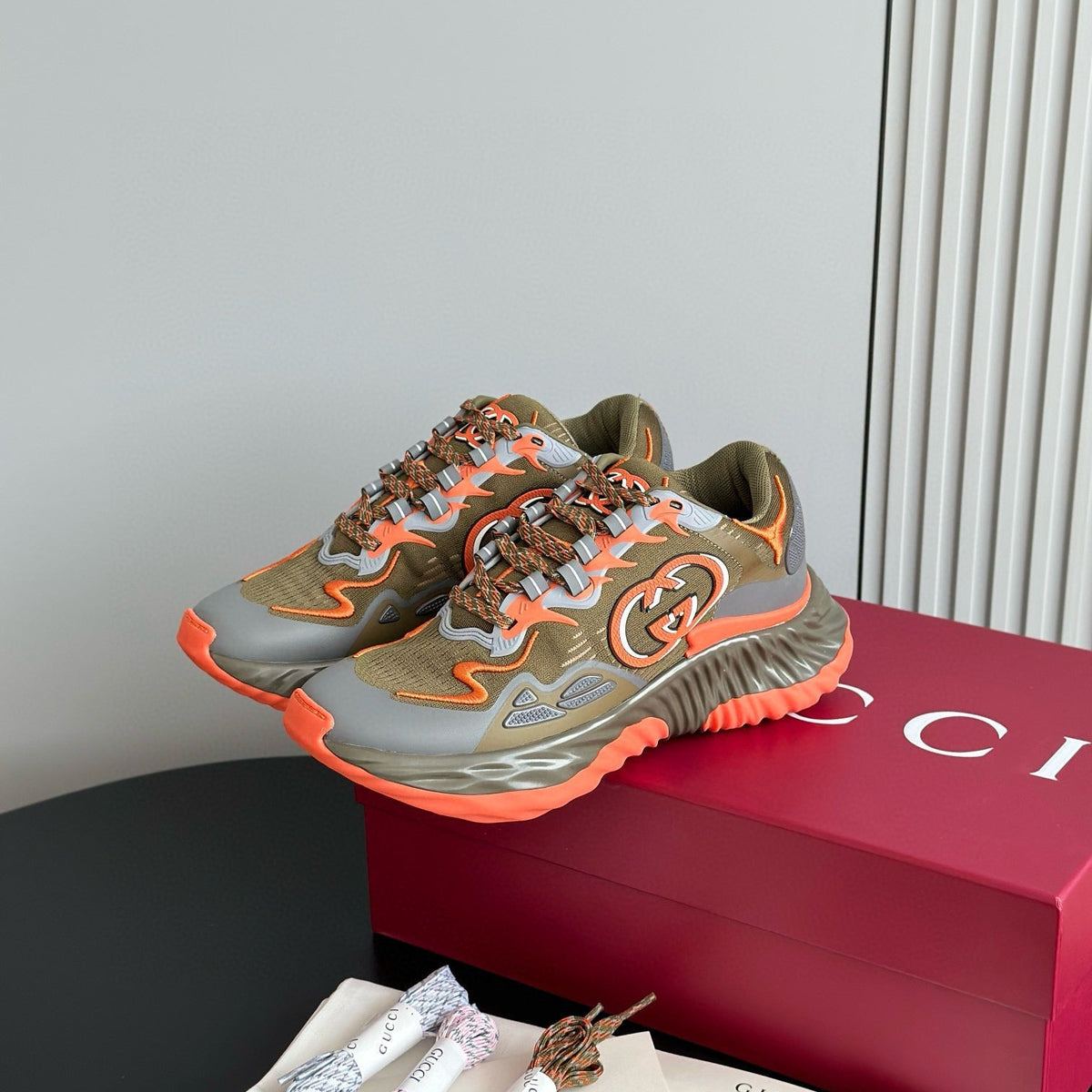 GG RIPPLE TRAINERS