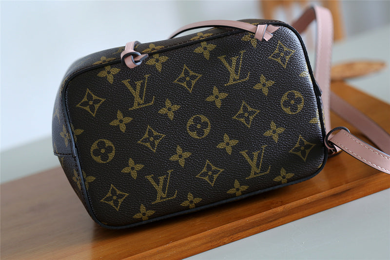 I W Fashion Lu-Vi bags - 8578