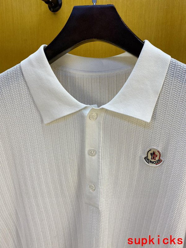 Moncler Luxury Cloth