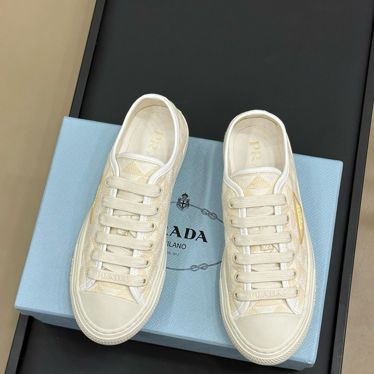 PD SNEAKERS