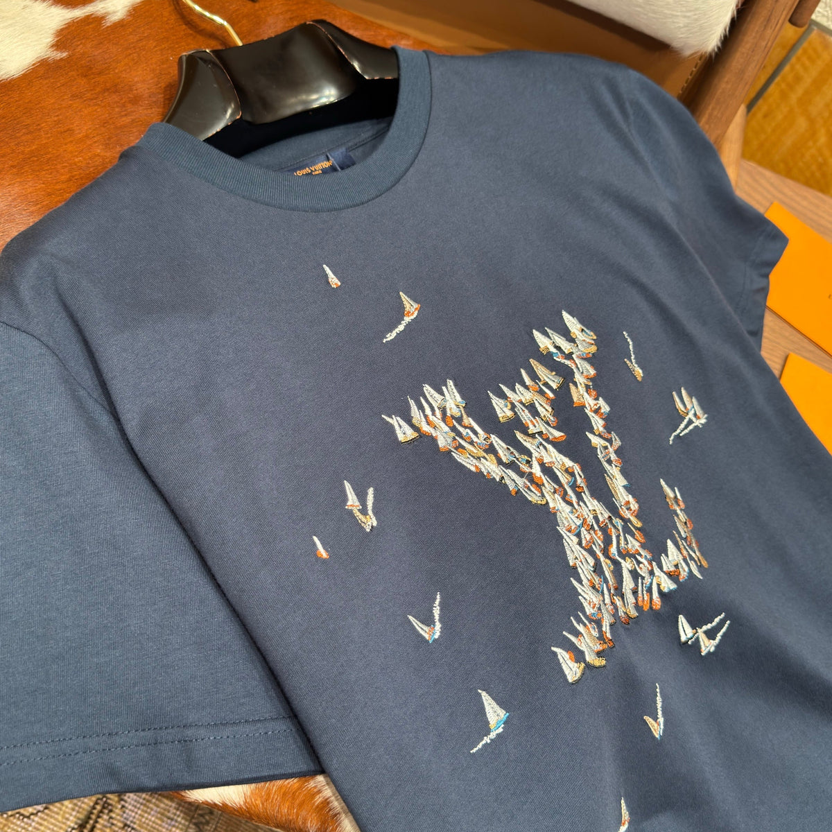 LOU T-SHIRT