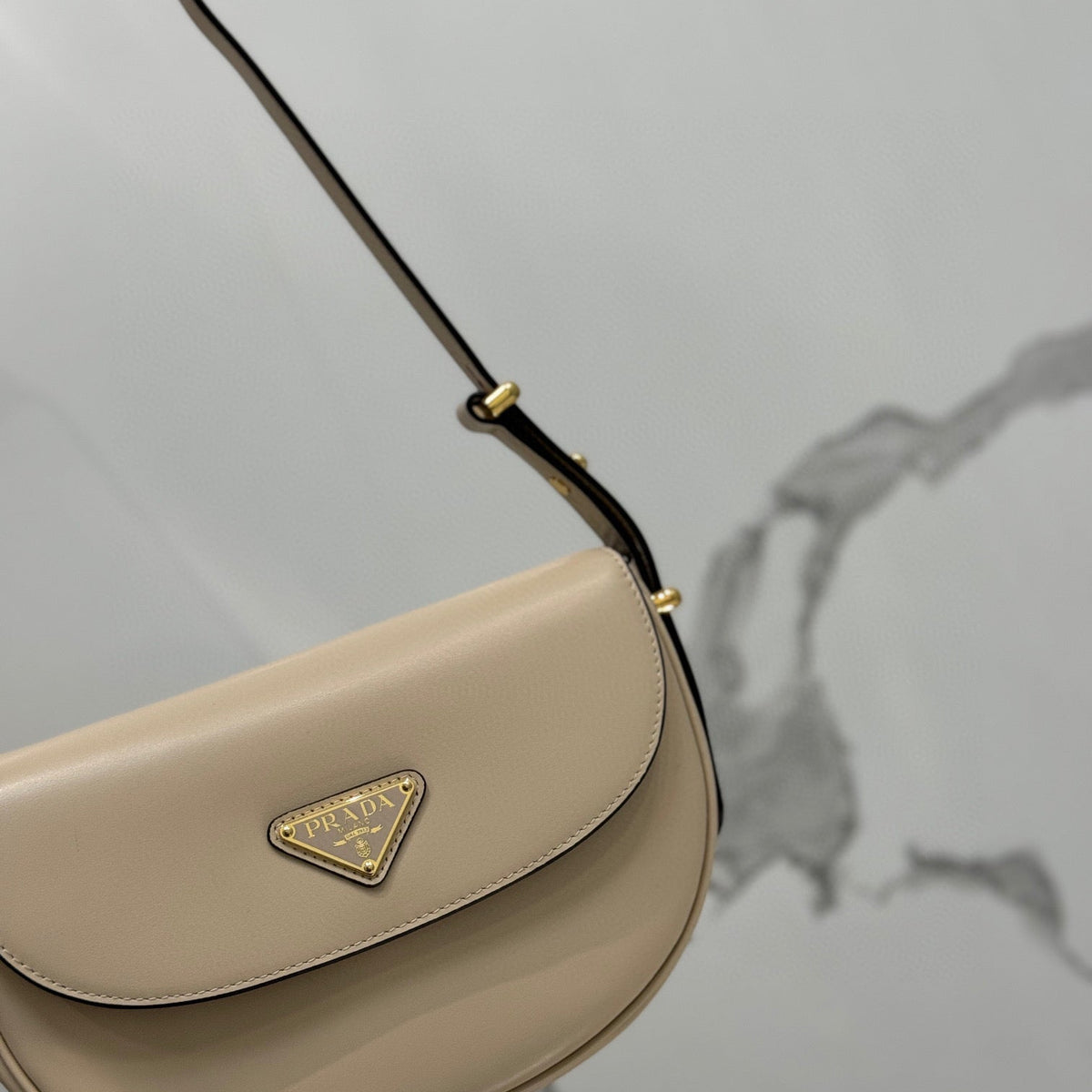 PD ARQUE SHOULDER BAG