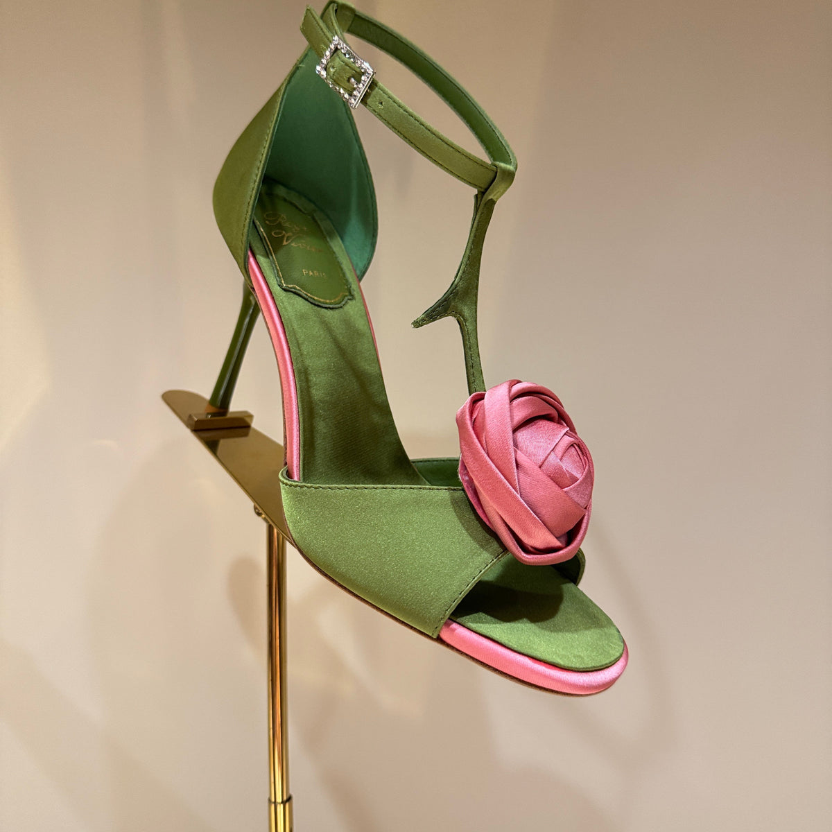ROGER V HEELS