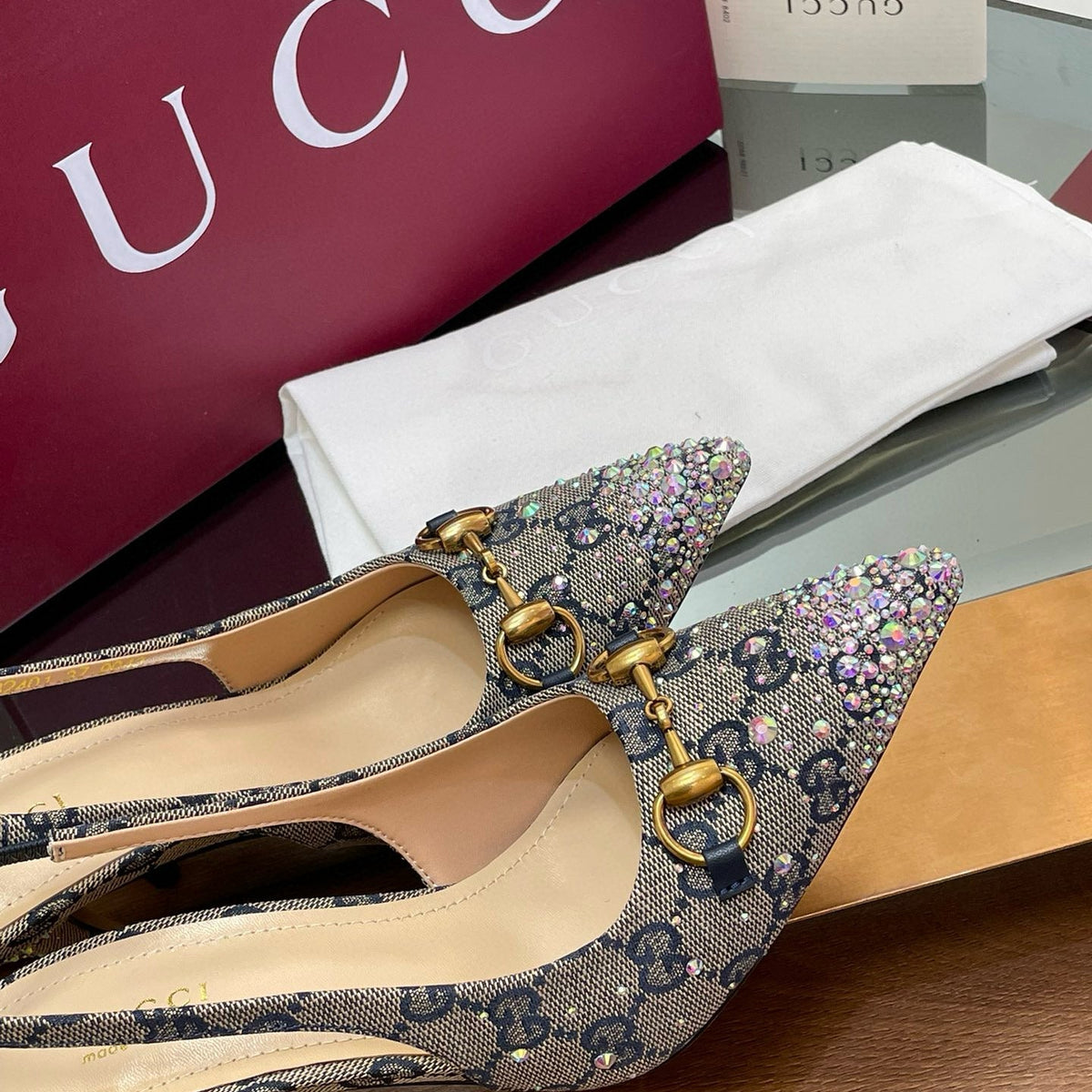 GG HEELS