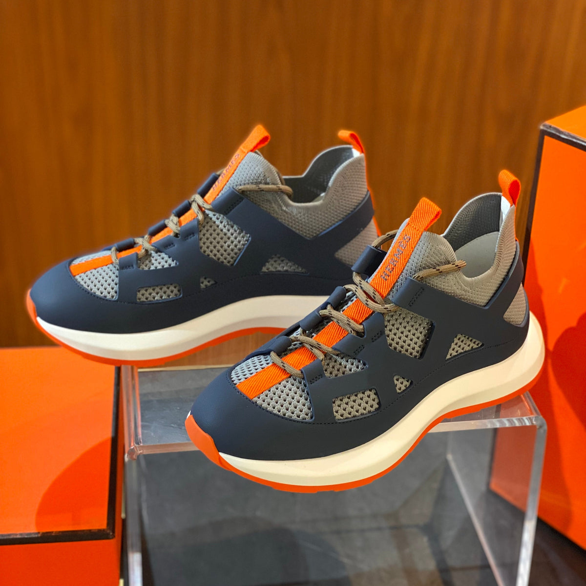 HERM KATANA SNEAKERS