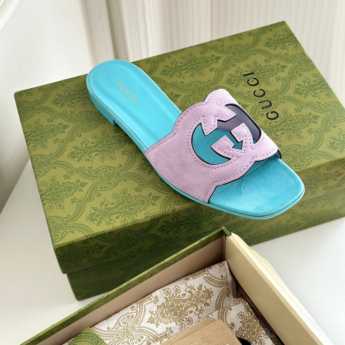 GG CUT OUT SANDALS