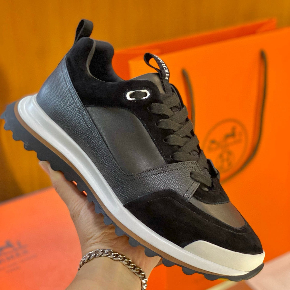 HERM LEADER SNEAKERS