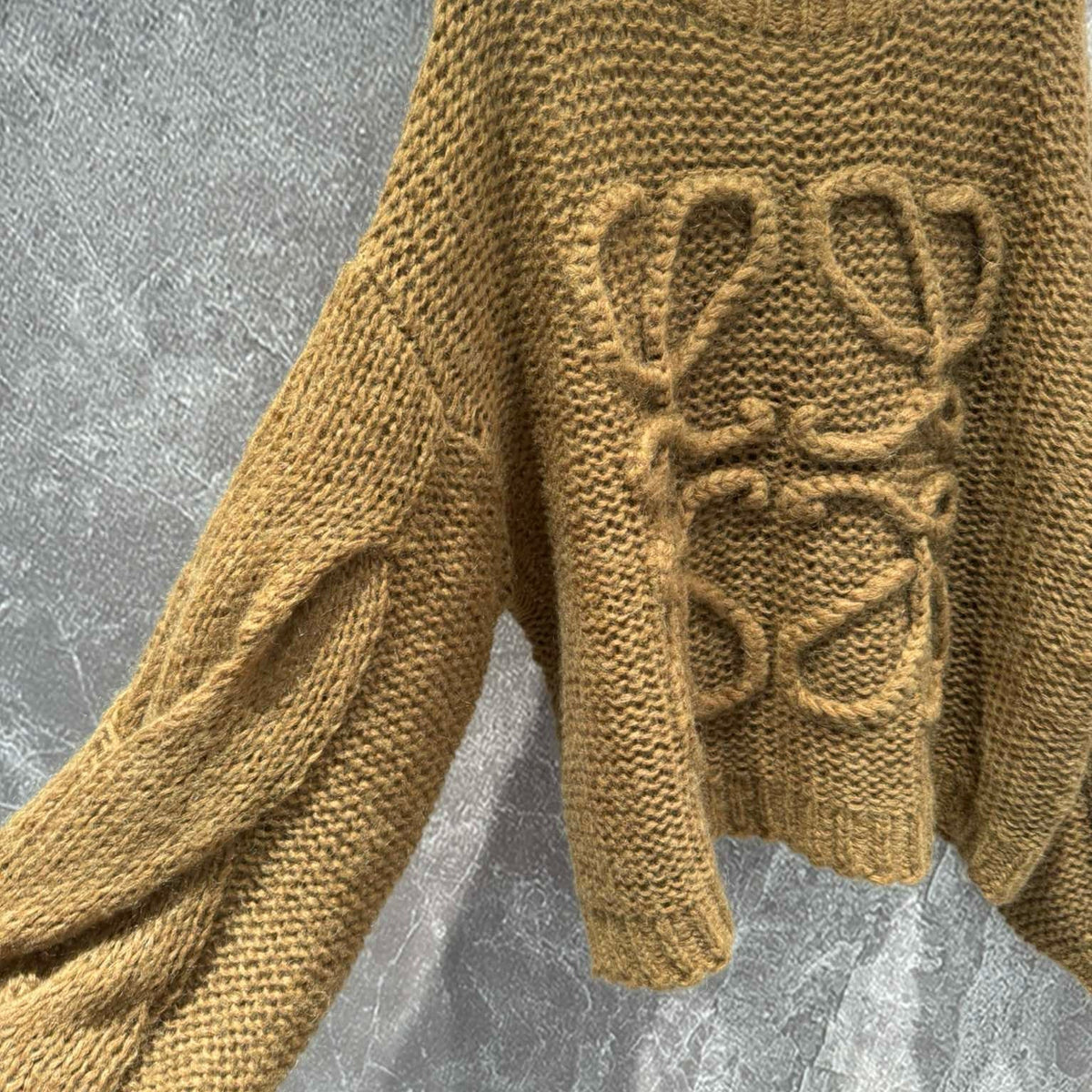 LOEW SWEATER