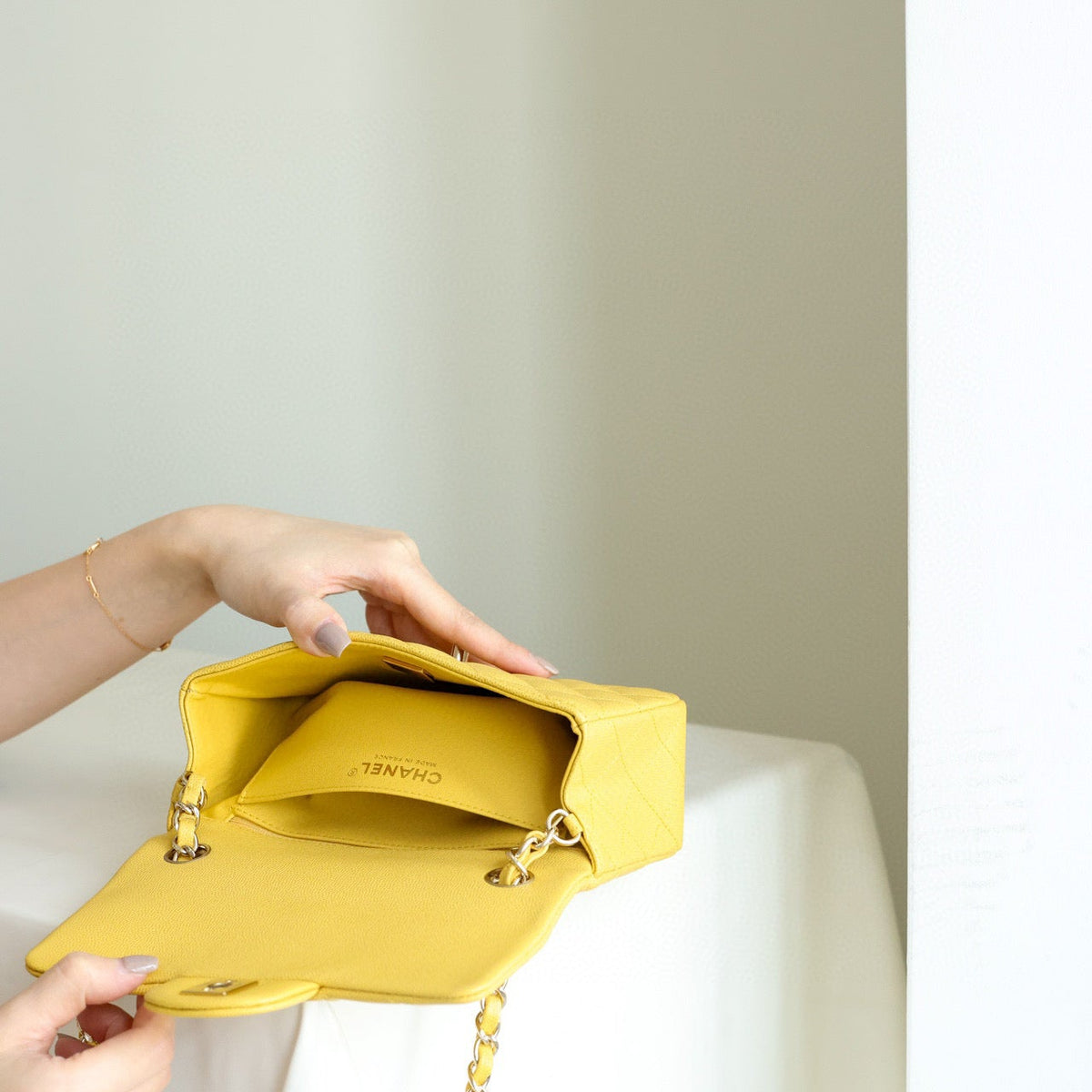 CC CLASSIC FLAP MINI BAG