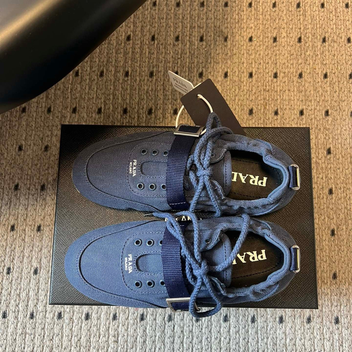 PD COLLAPSE SNEAKERS