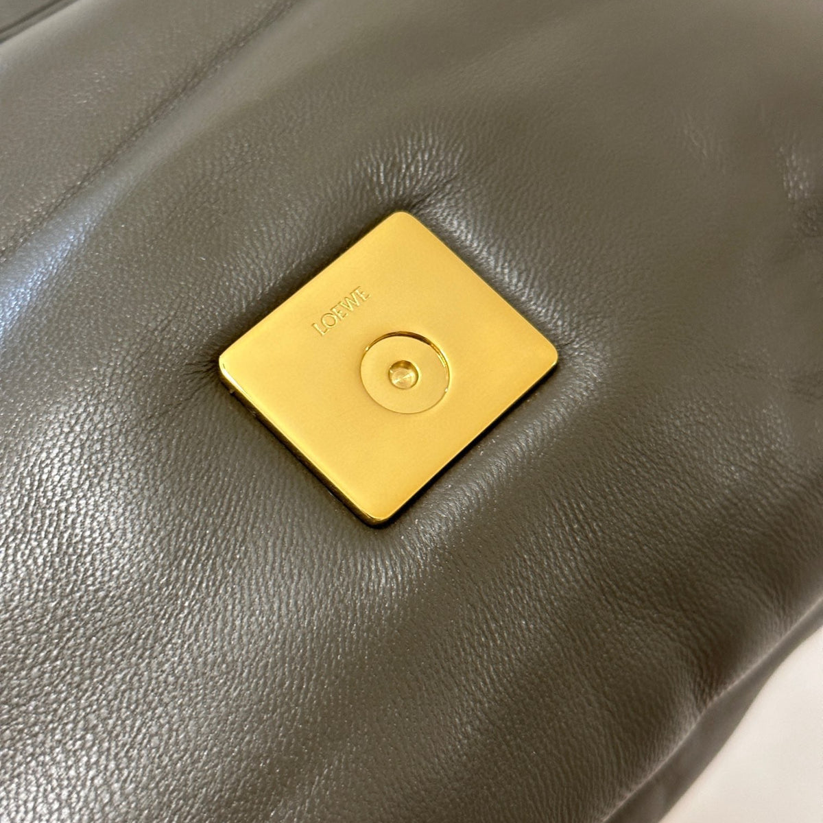 LOEW PUFFER GOYA BAG