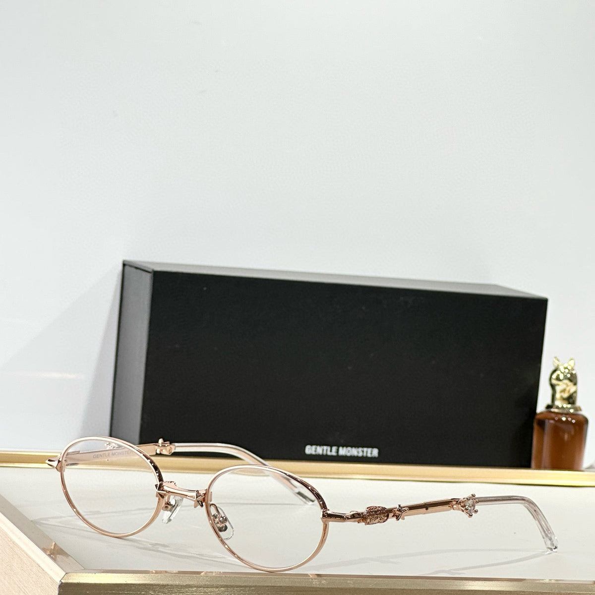 GM SUNGLASSES