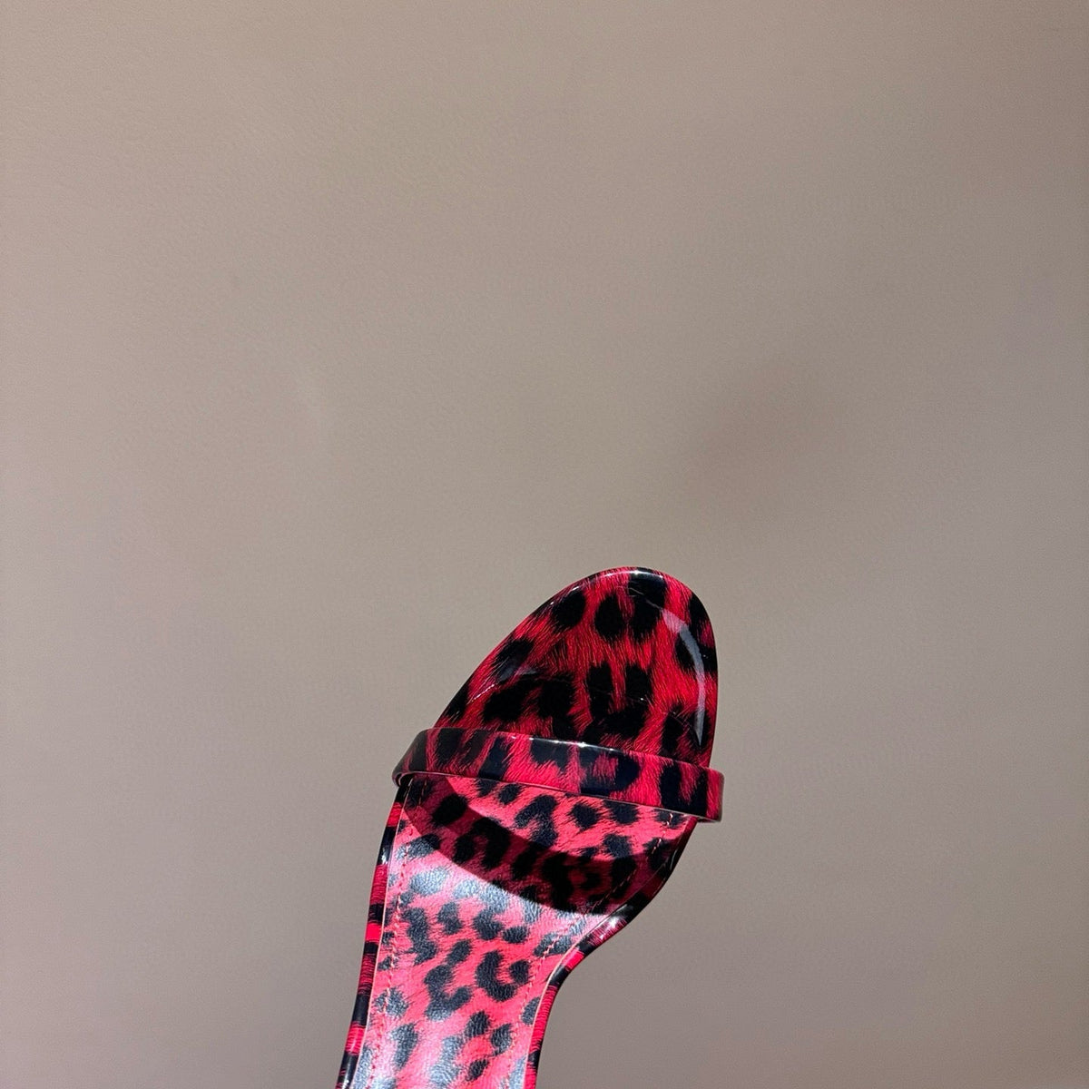 D&G HEELS