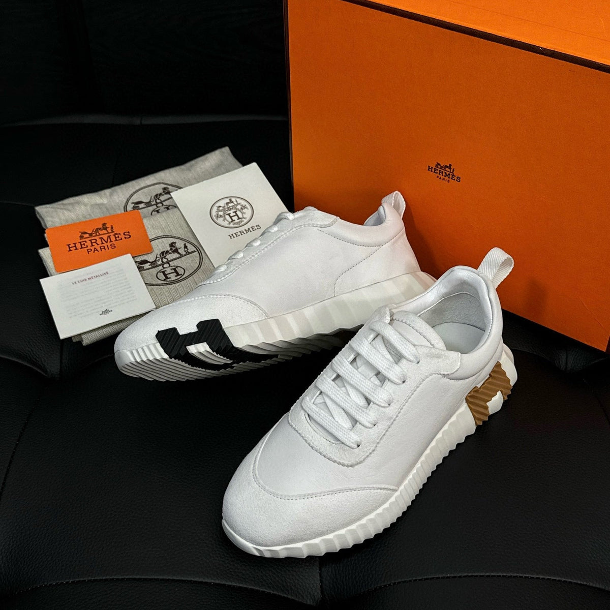 HERM BOUNCING SNEAKERS