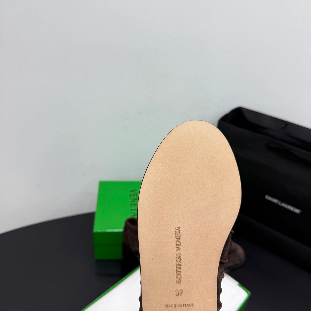 BOTT V LOAFERS