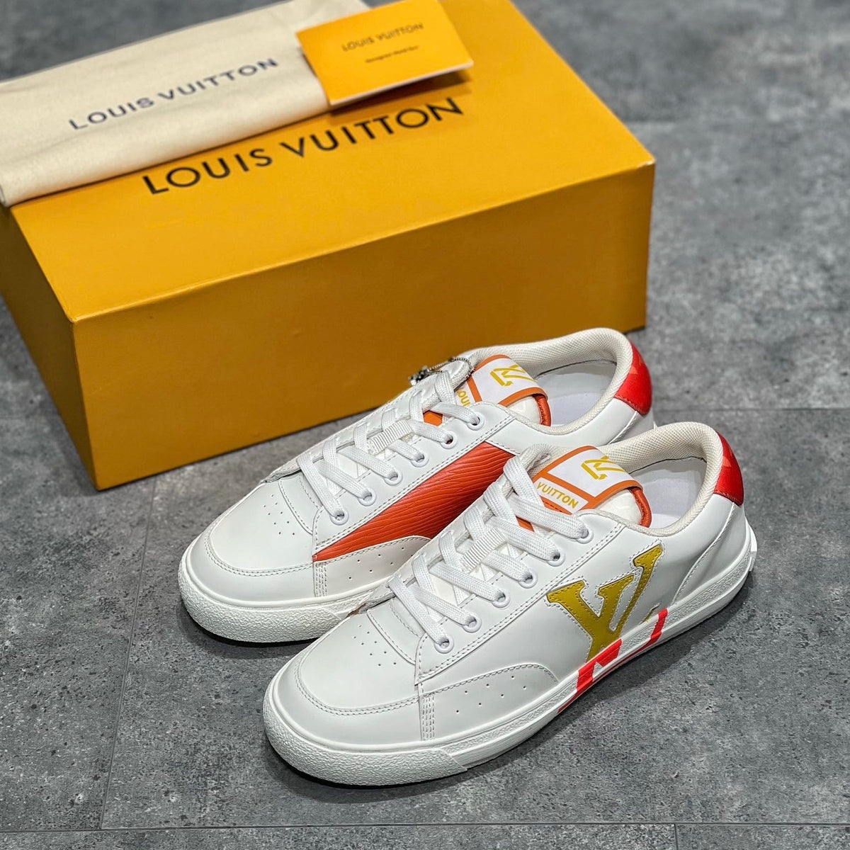LOU TRAINERS