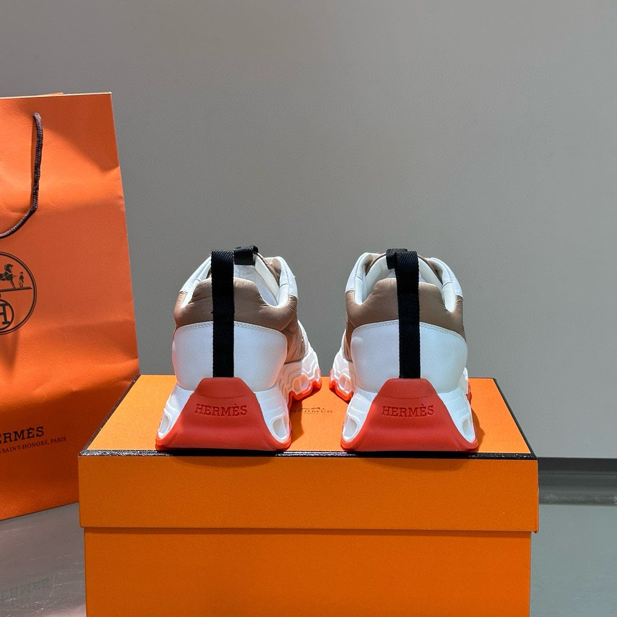 HERM IMPULSE SNEAKER