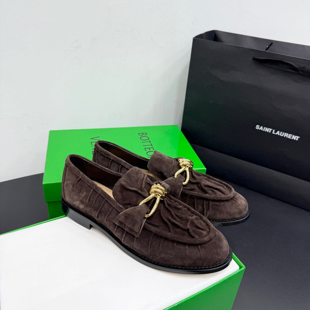 BOTT V LOAFERS