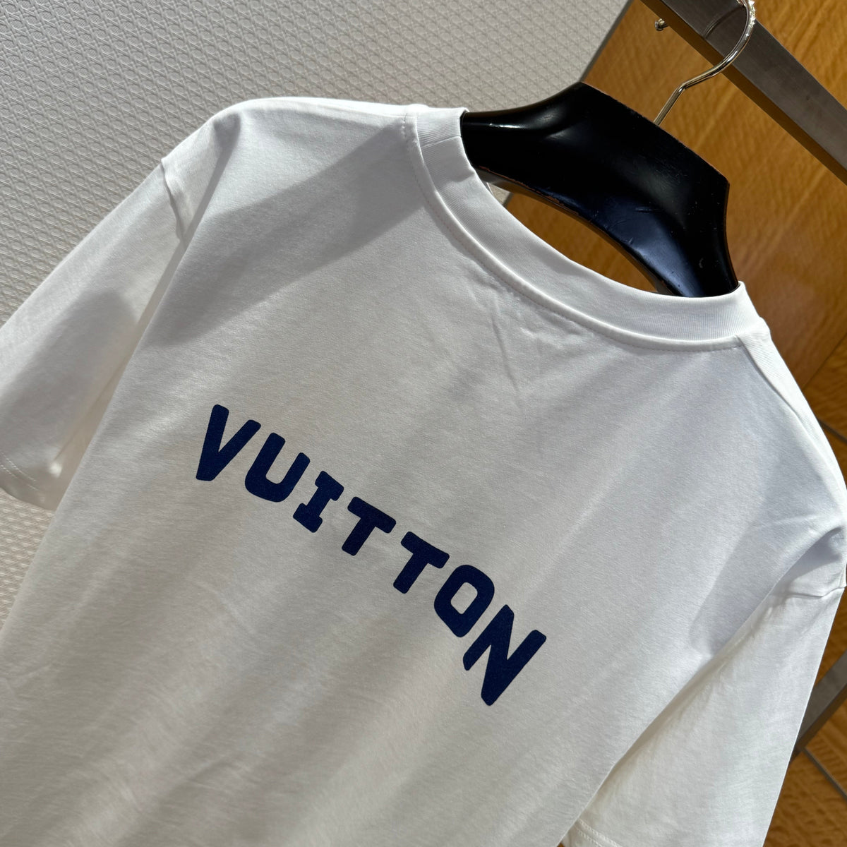 LOU T-SHIRT