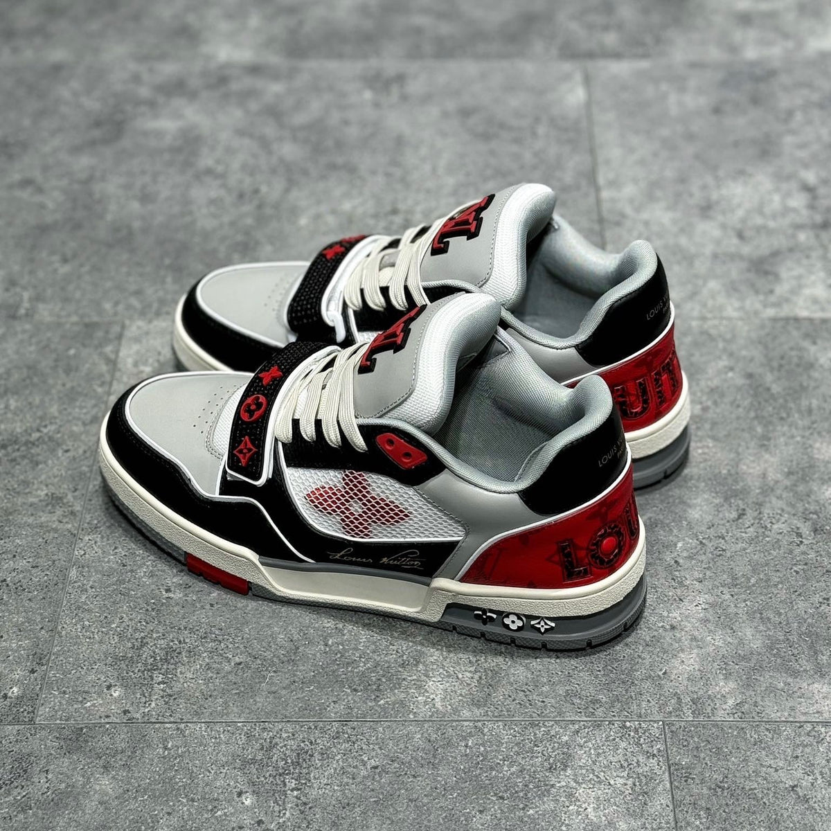 LOU TRAINERS