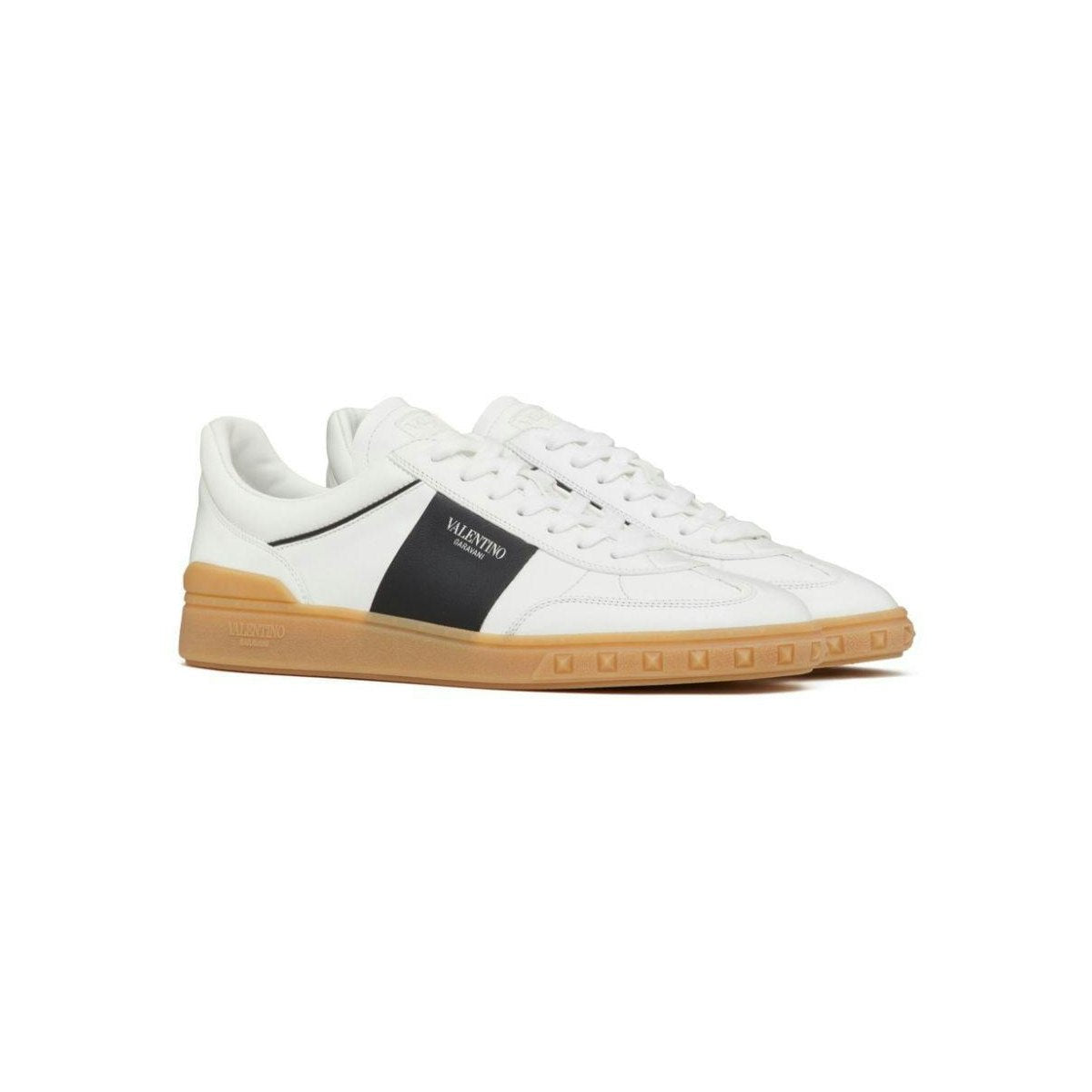 Upvillage Sneakers