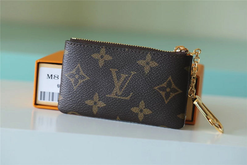 I W Fashion Lu-Vi bags - 8821