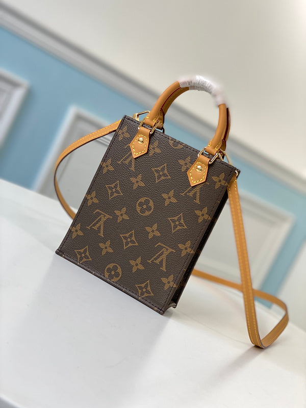 I W Fashion Lu-Vi bags - 17091