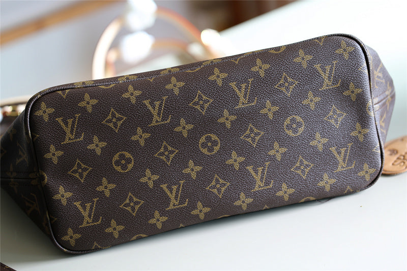 I W Fashion Lu-Vi bags - 8109
