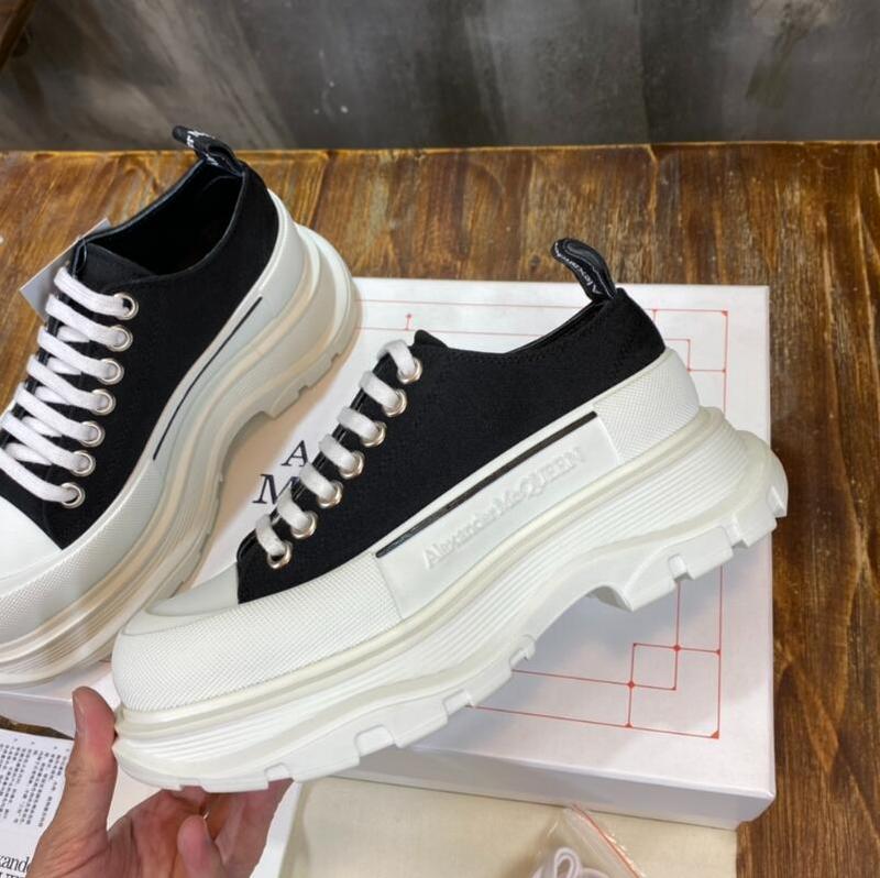 Mila's Edit - AQ Men SHoes - 405