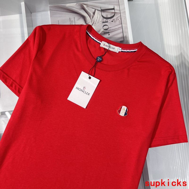 Moncler Luxury Cloth