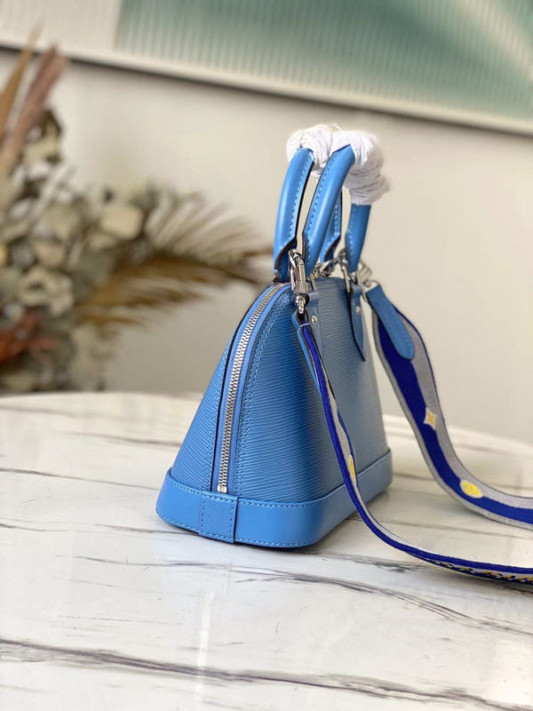 I W Fashion Lu-Vi bags - 17531